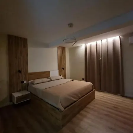 Apartment Center Flat With A Great View Tirana