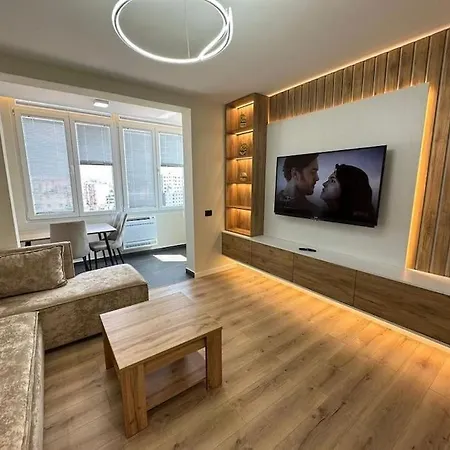Apartment Center Flat With A Great View