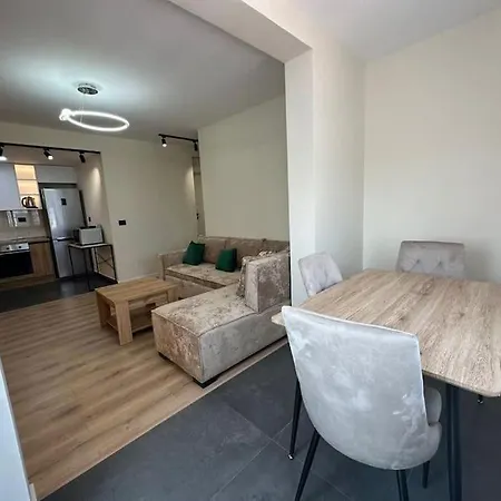 Center Flat With A Great View * Tirana